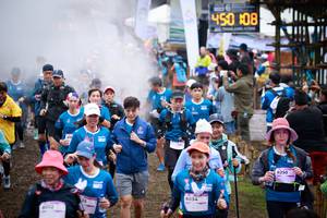 BIB: 450, 108, 8250, 8034, 012
                            <button type="button" onclick="openModal(13429570)" class="btn btn-primary btn-sm float-right btn-popup" data-toggle="modal" data-target=".modal-high-quality">
                        <i class="fas fa-shopping-cart"></i> Add to Cart
                    </button>
                                            <button type="button" onclick="isThisMe(13429570, true)" class="btn btn-success btn-sm float-right btn-popup btn-isme hidden" data-toggle="tooltip" data-placement="bottom" title="นี่คือรูปของคุณใช่ไหม คลิกที่นี่เพื่อเอาเข้าอัลบั้ม">
                        <i class="fas fa-plus"></i> Add to album
                    </button>
                    <button type="button" onclick="isThisMe(13429570, false)" class="btn btn-warning btn-sm float-right btn-popup btn-isnotme hidden">
                        <i class="fas fa-ban"></i> Remove from album
                    </button>